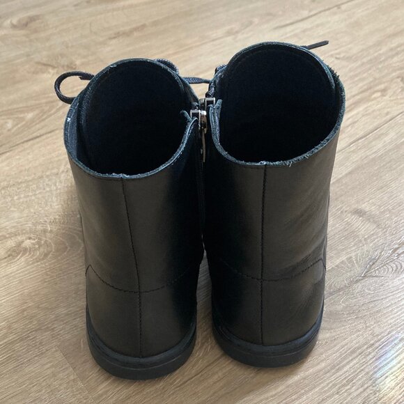 Women's Peerko Breeze Zip-Up Boot - Picture 3 of 10